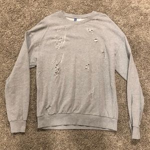 Gray sweatshirt